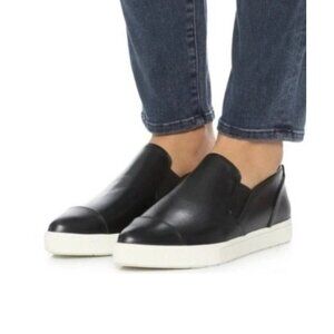 VINCE. Women Paeyre Leather Pointy Toe Platform Loafer Slip On Sneakers Sz 7.5M